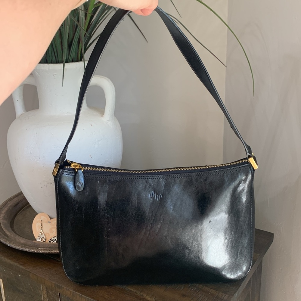 MONSAC original black leather shoulder handbag
